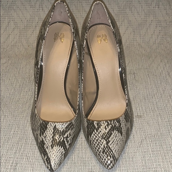 Sam Edelman  angel Black/Snake Shoes - Sam Edelman  angel Black/Snake Print  Size 7.5B
